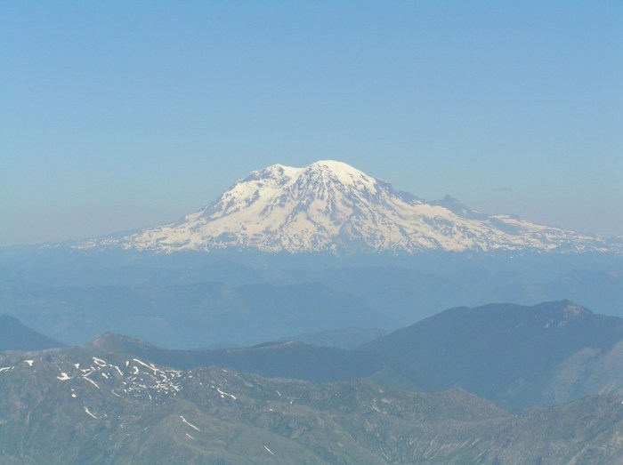 Helens rainier